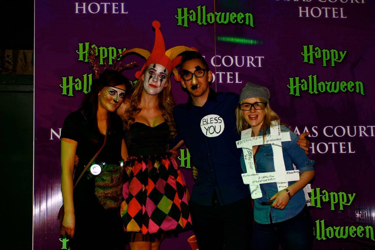 Naas Court Hotel מראה חיצוני תמונה